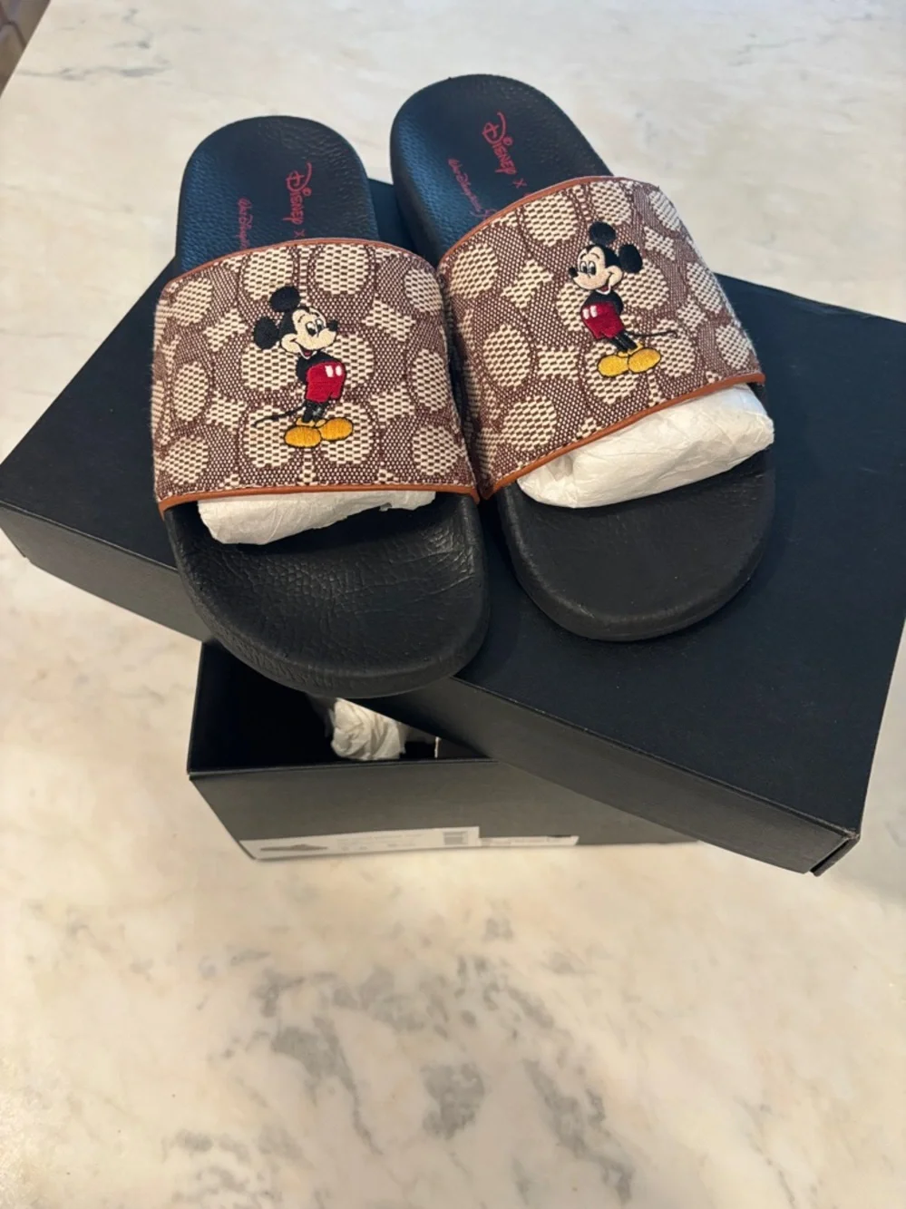 Coach Disney Mickey Mouse slides - Picture 2 of 14